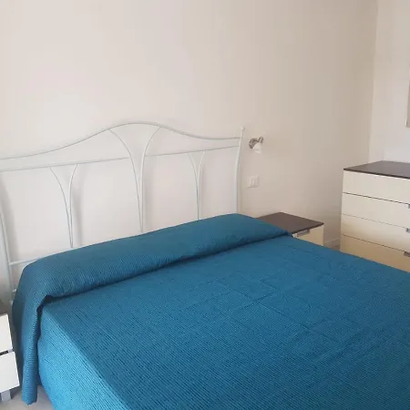 Golden River Appartement *