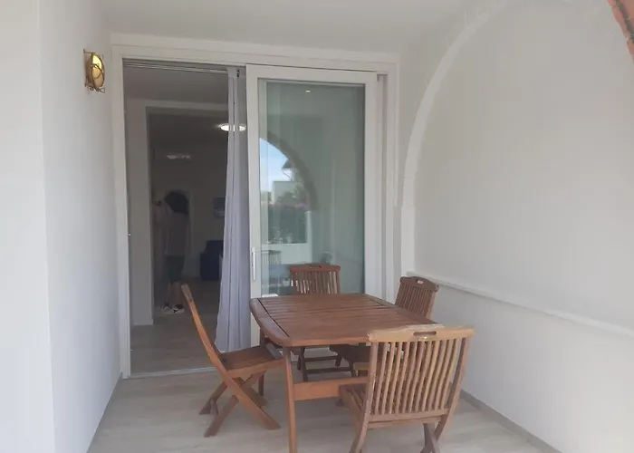 Golden River شقة *