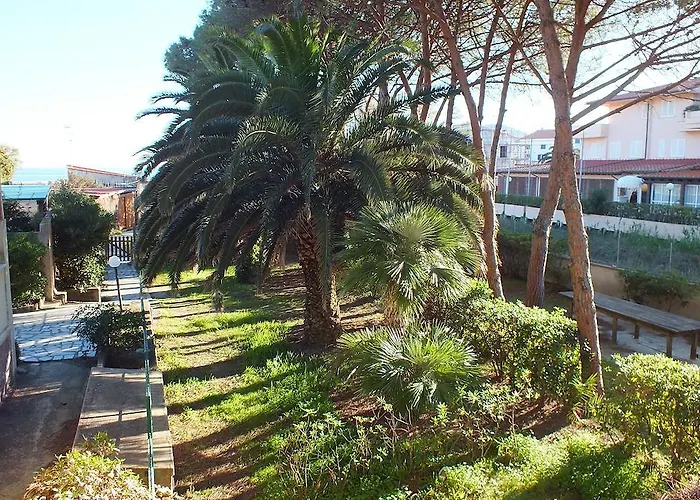 Golden River شقة *