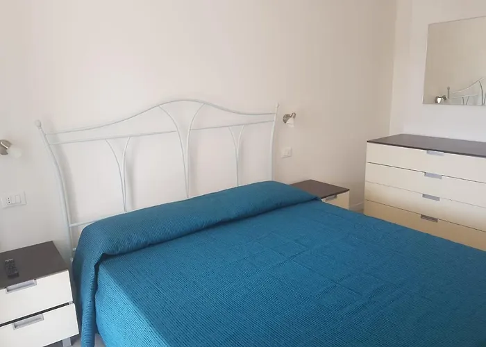 Golden River Appartement *